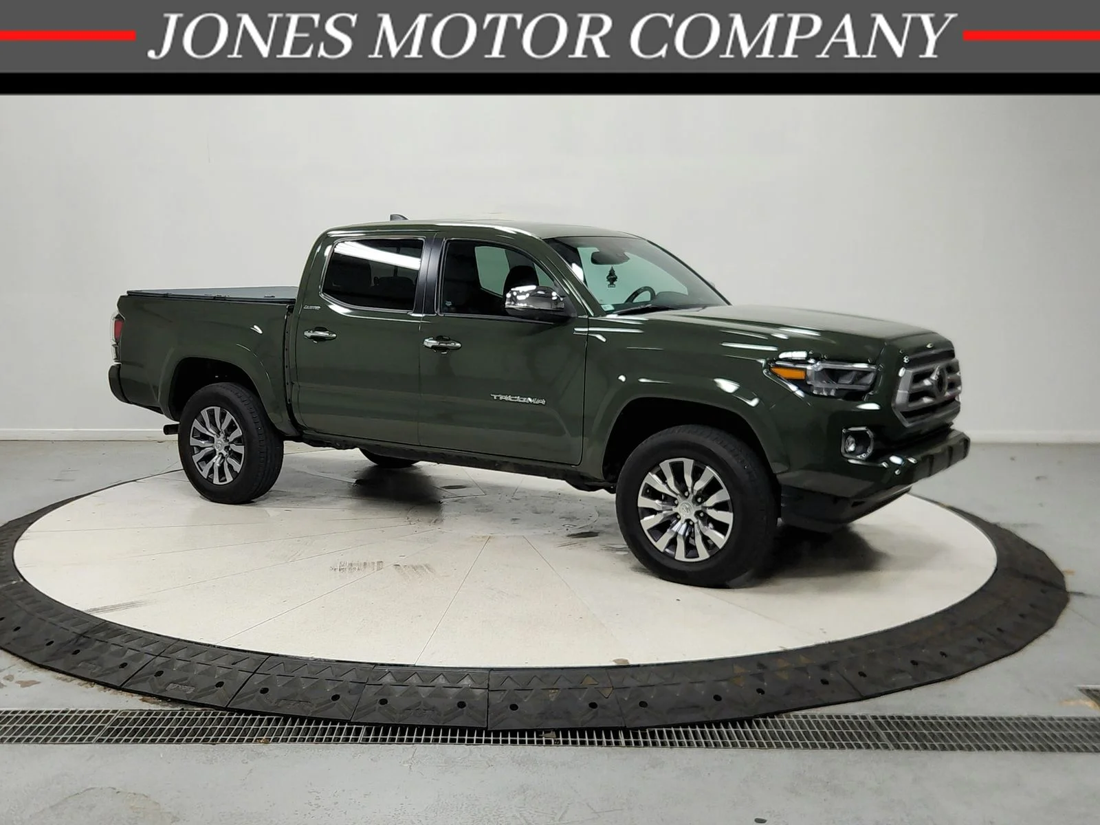 Used 2021 Green Toyota Limited image 1
