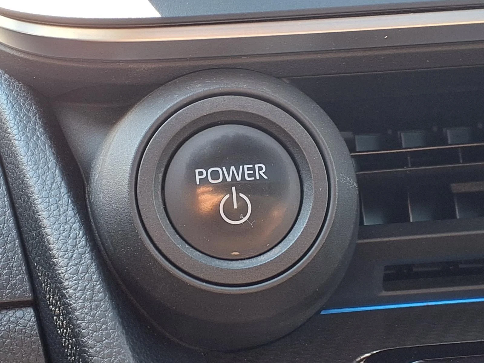 Used 2024 Reservoir Blue Toyota XLE image 17