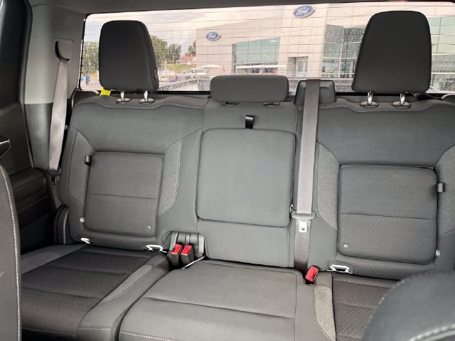 Used 2024 White GMC Elevation image 14