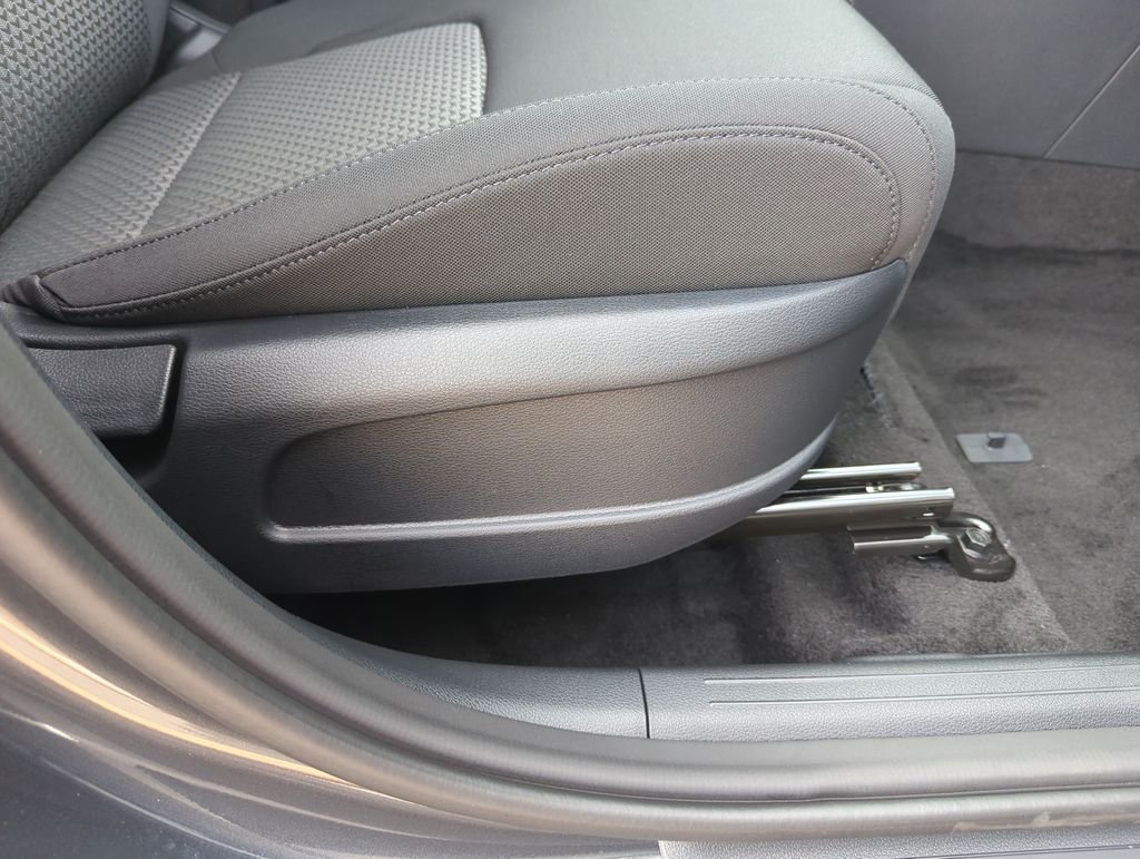 New 2027 Gravity Gray Kia S image 36