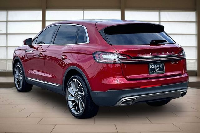 Used 2020 Red Lincoln Reserve image 13