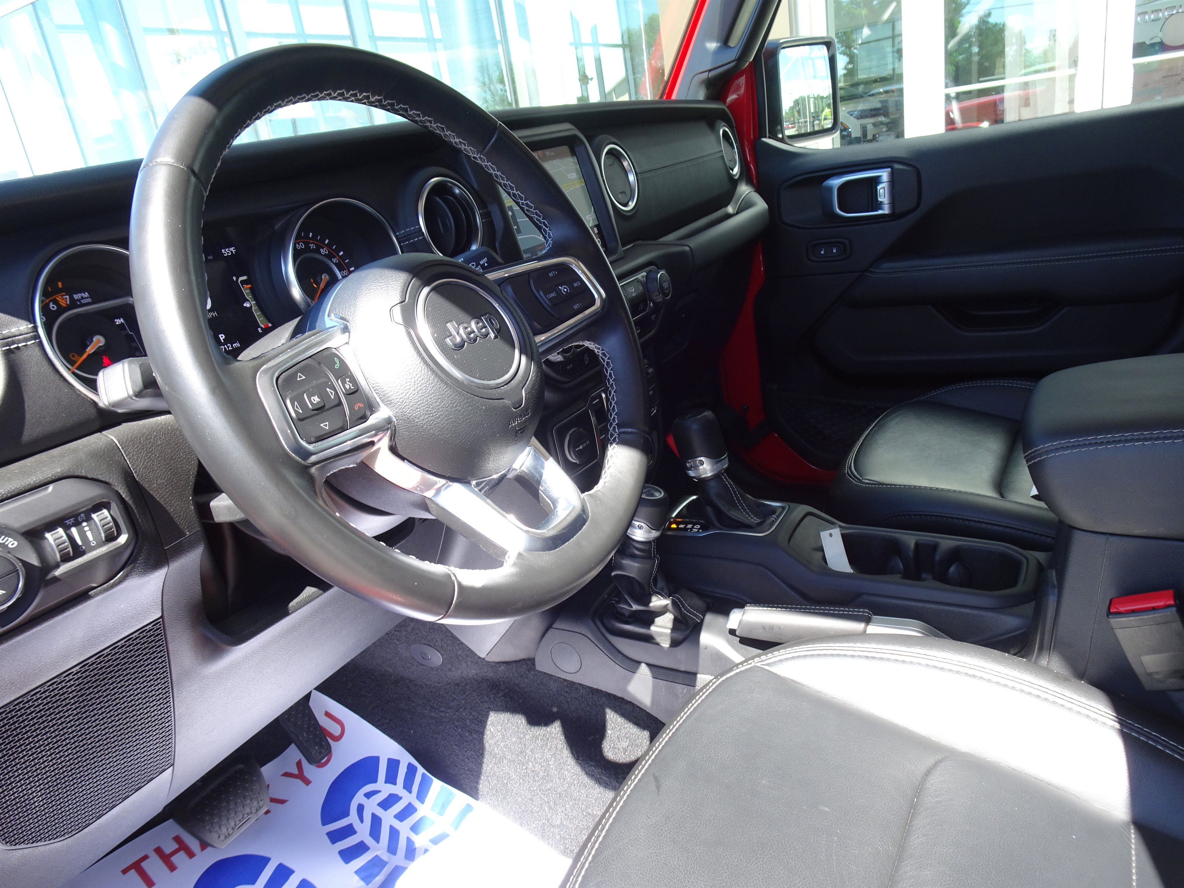 Used 2022 Firecracker Red Clearcoat Jeep Overland image 10