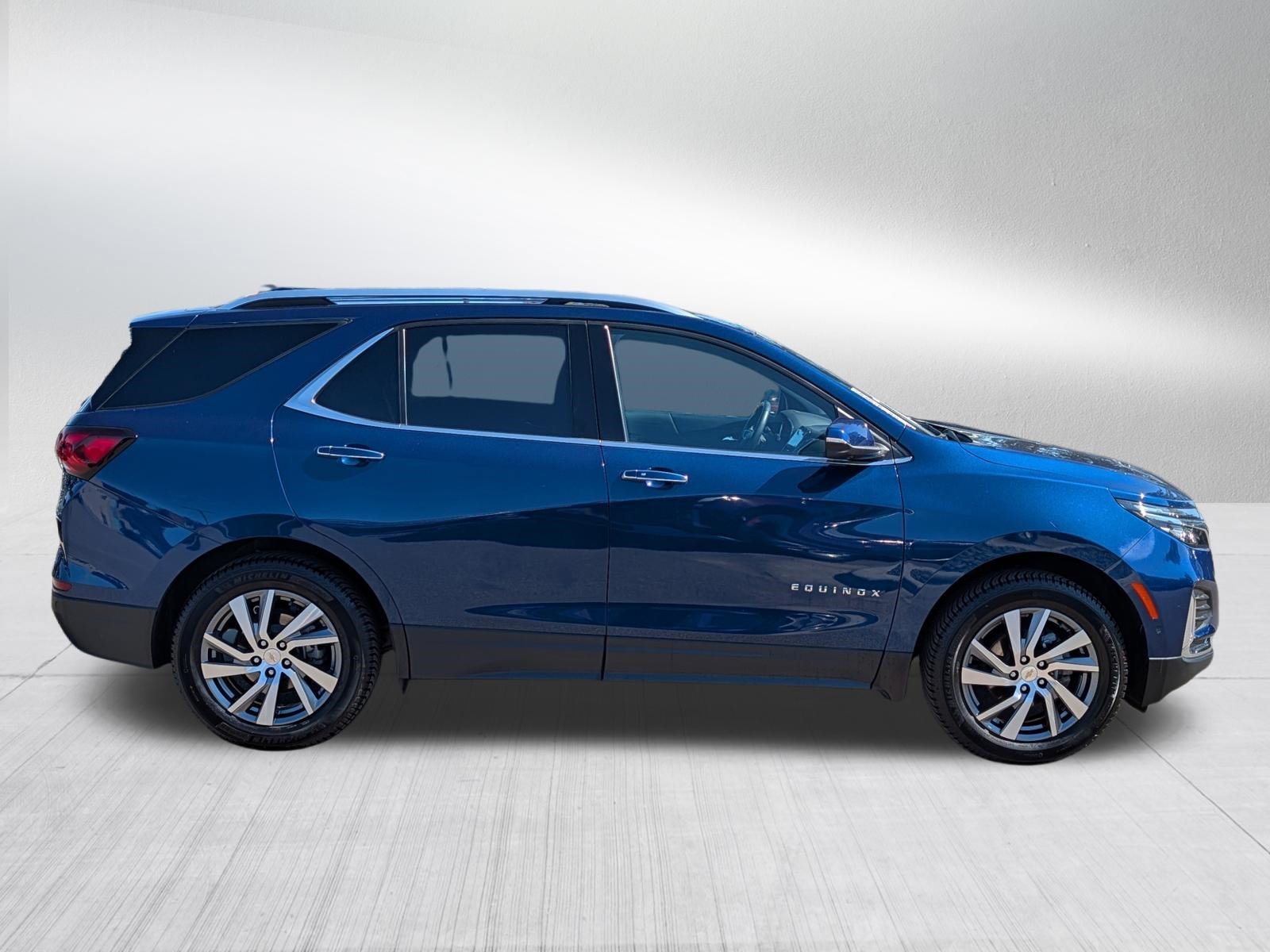 Used 2022 Blue Glow Metallic Chevrolet Premier image 8
