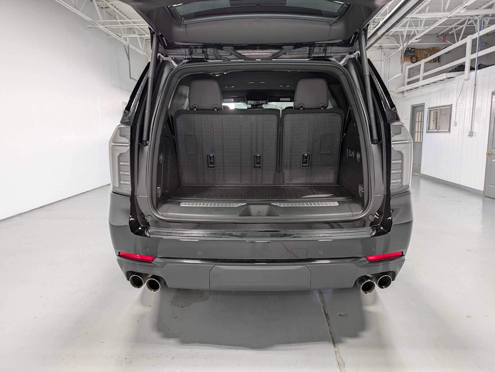 2025 Chevrolet Tahoe Z71 - Photo 41