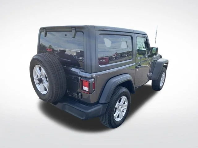 Used 2020 Gray Jeep Sport S image 8