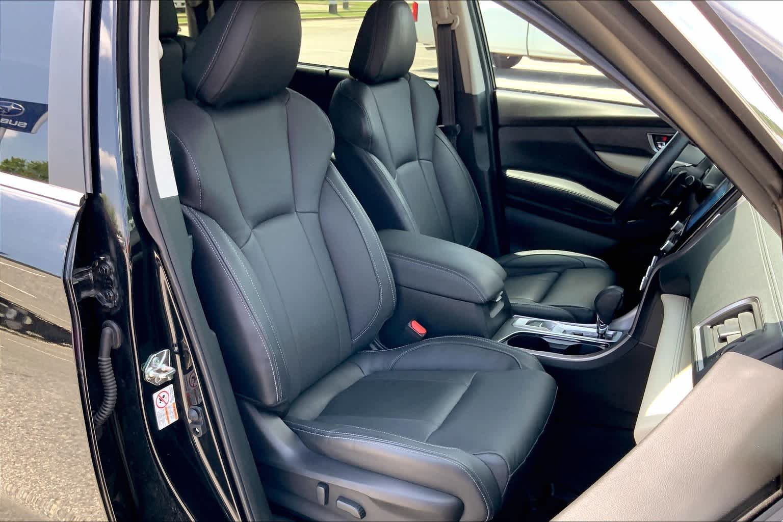 Used 2020 Crystal Black Silica Subaru Limited image 9