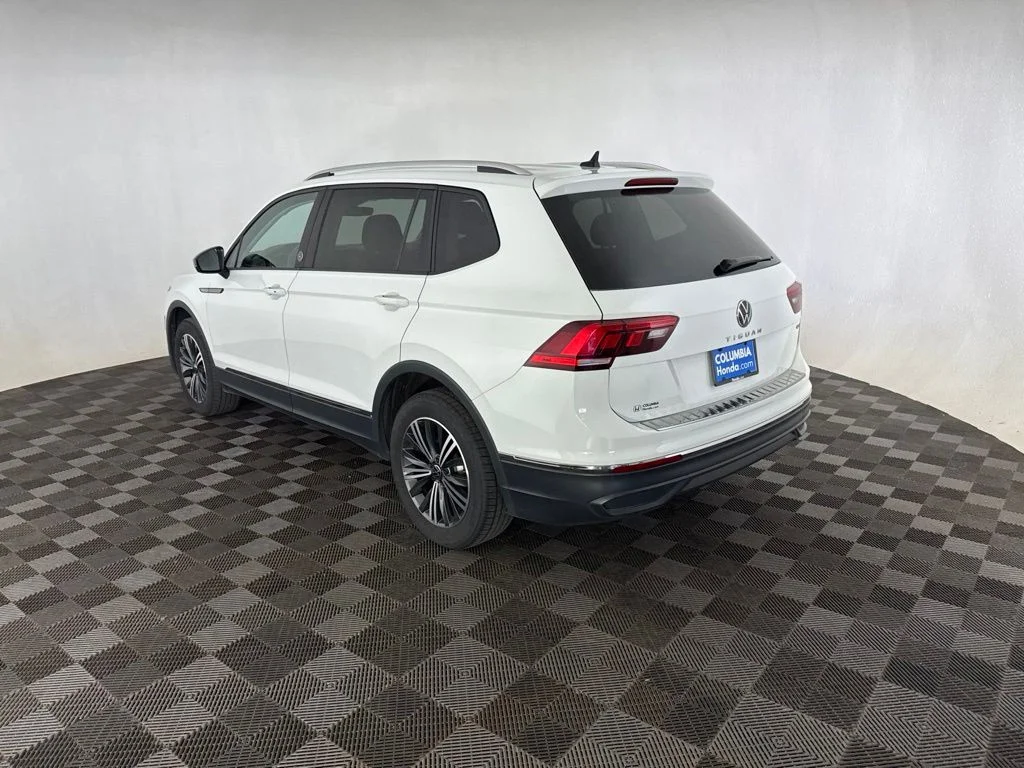 Used 2024 Gray Volkswagen 2.0T Wolfsburg Edition image 7