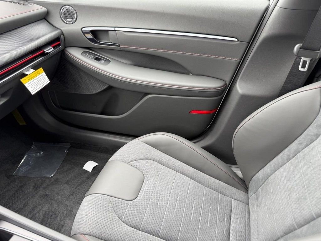 2025 Hyundai Sonata N Line - Photo 39