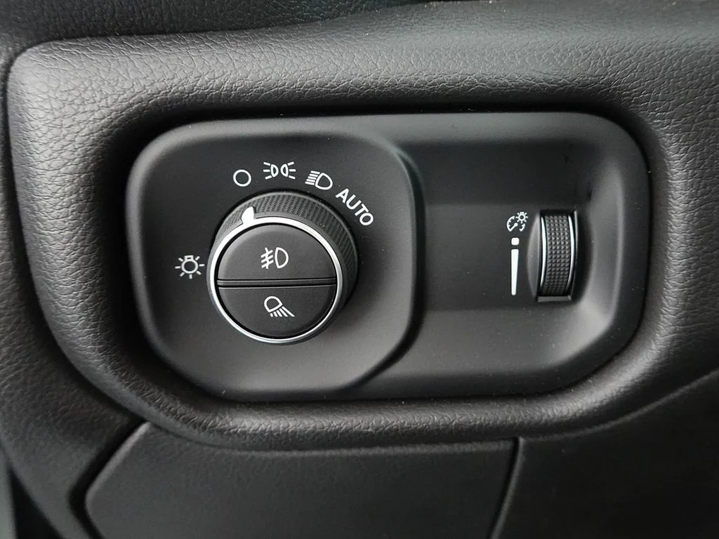 2024 RAM 3500 Tradesman - Photo 17