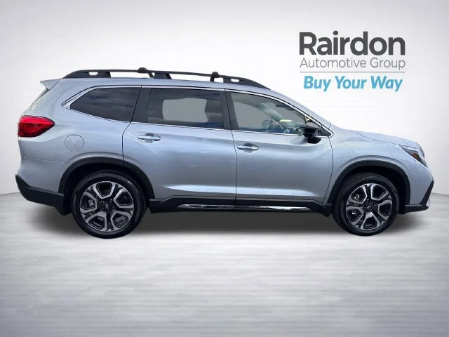 Used 2025 Ice Silver Metallic Subaru Touring image 8