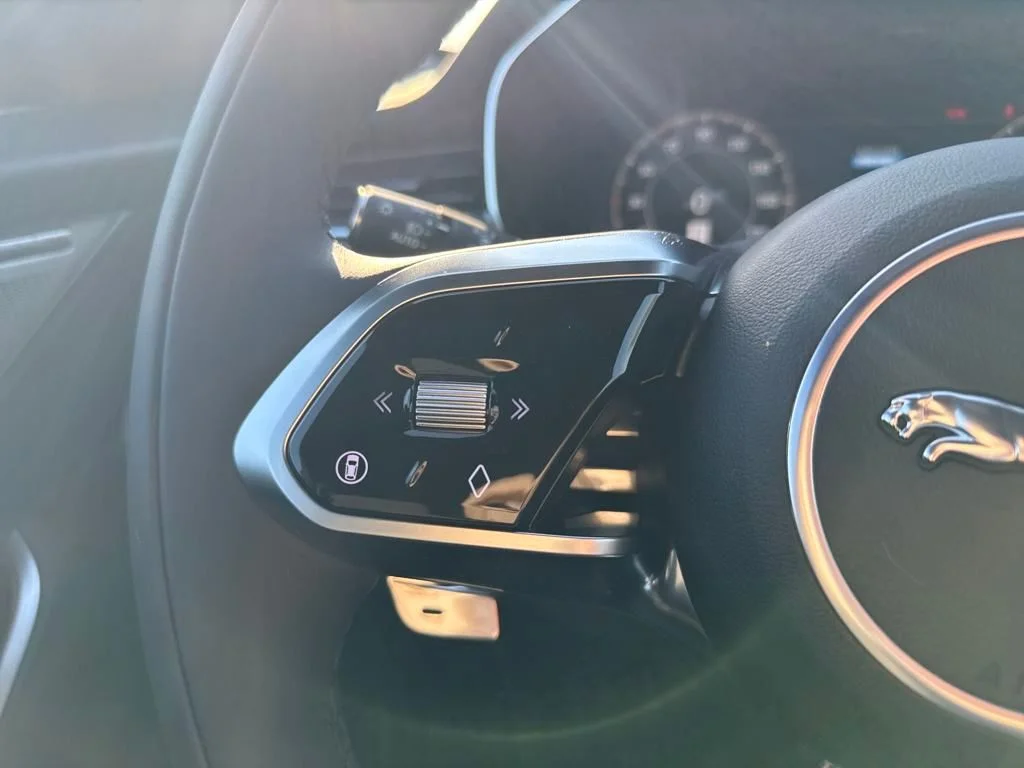 2026 Jaguar F-Pace R-Dynamic S - Photo 21