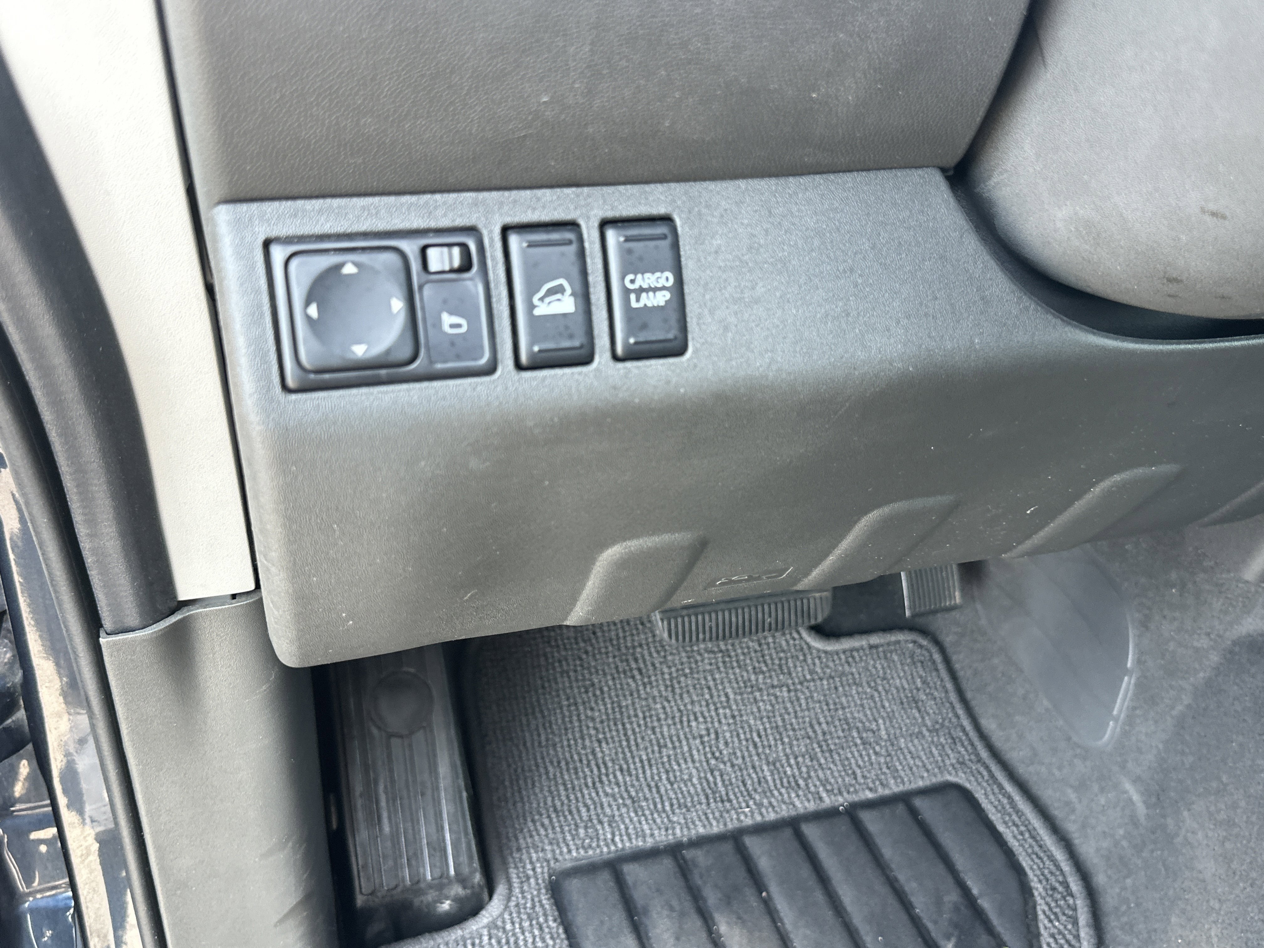 Used 2020 Arctic Blue Metallic Nissan PRO-4X image 27