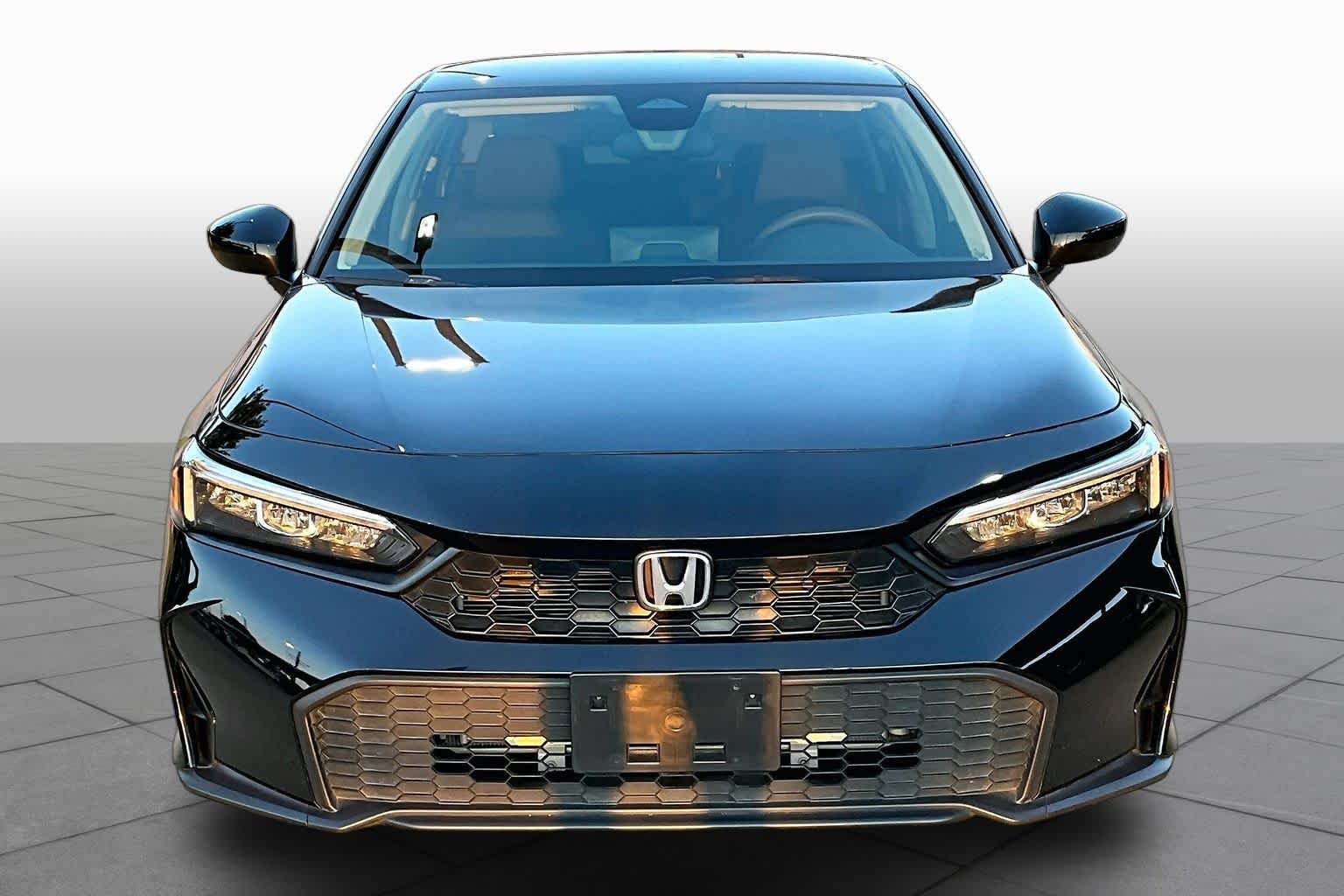 Certified Used 2025 Crystal Black Pearl Honda LX image 4