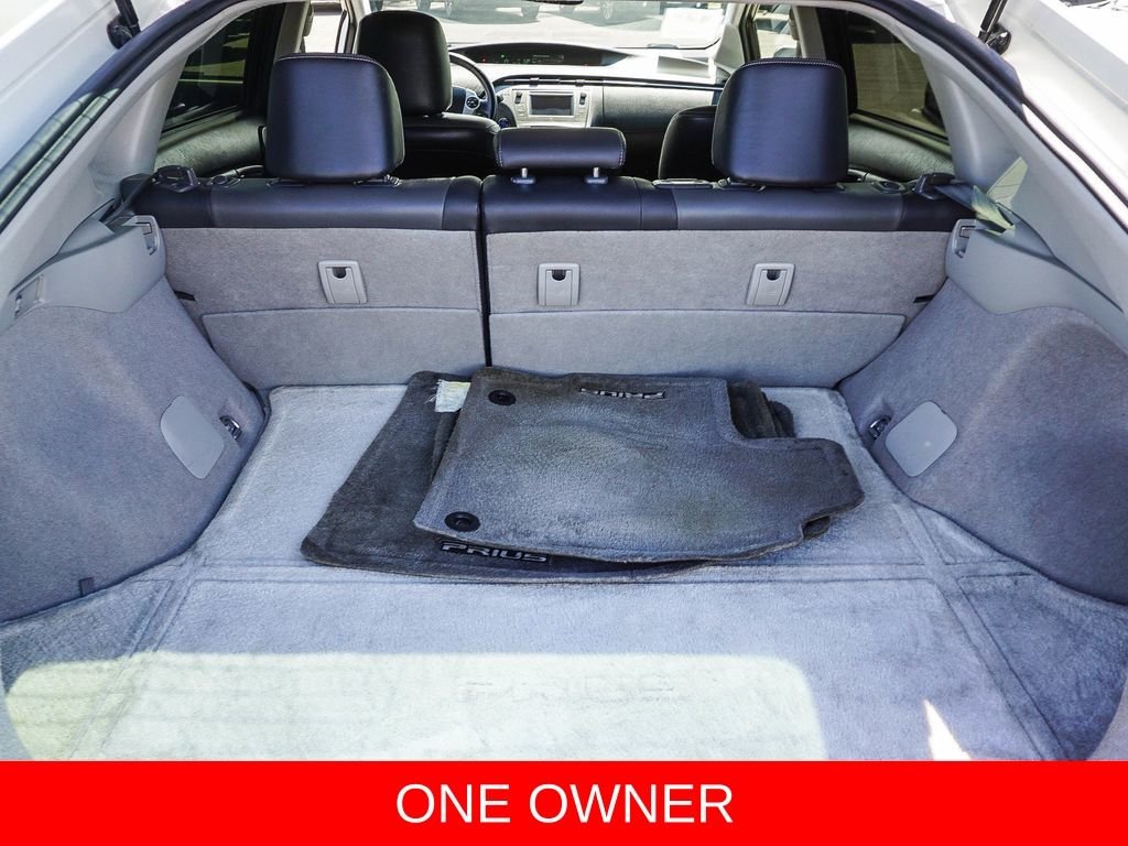 Used 2013 White Toyota Four image 24