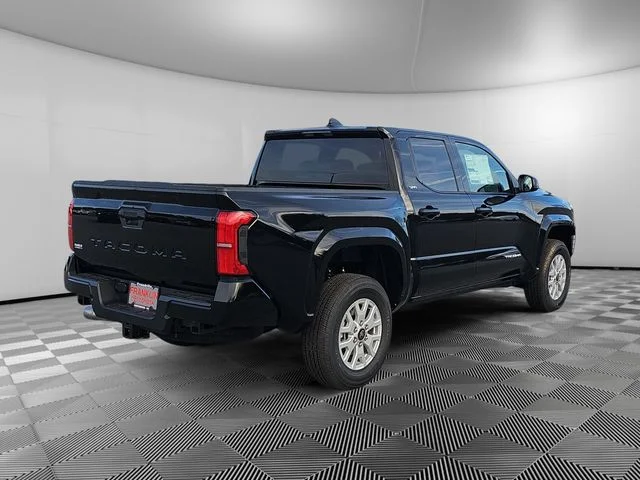 2026 Toyota Tacoma SR5 - Photo 5