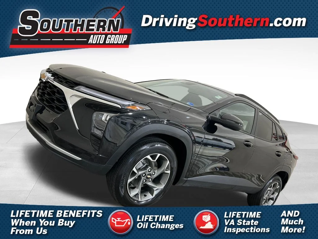 2025 Chevrolet Trax LT's photo