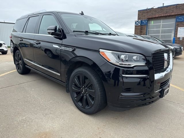 2023 Lincoln Navigator Reserve 4WD's photo