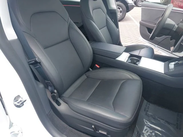 Used 2025 White Tesla Long Range image 10