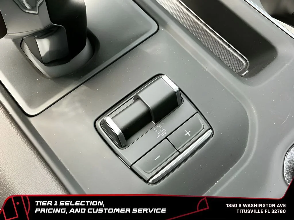 New 2026 Glacier White Tricoat GMC Denali image 31
