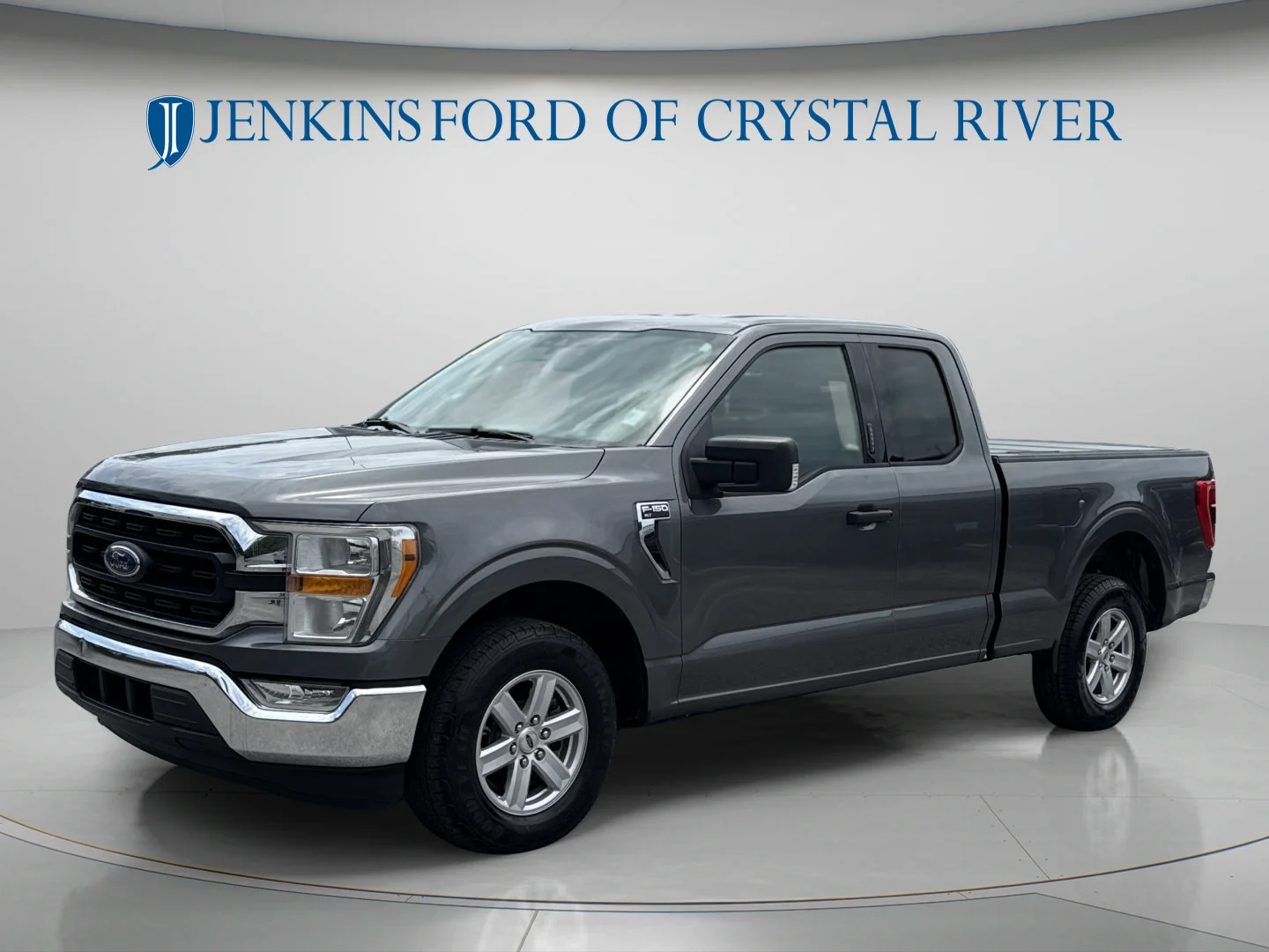 Used 2021 Carbonized Gray Metallic Ford XLT image 10
