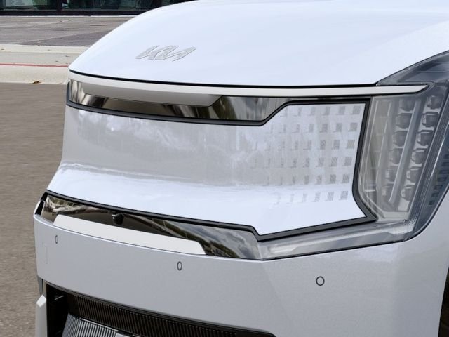 New 2026 White Kia Land image 12
