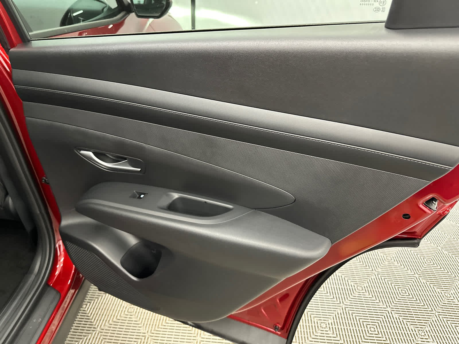 2025 Hyundai Tucson SEL - Photo 14