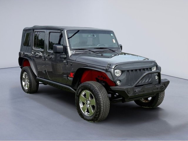 Pre-Owned 2017 Jeep Wrangler Sahara 4WD Sport Utility