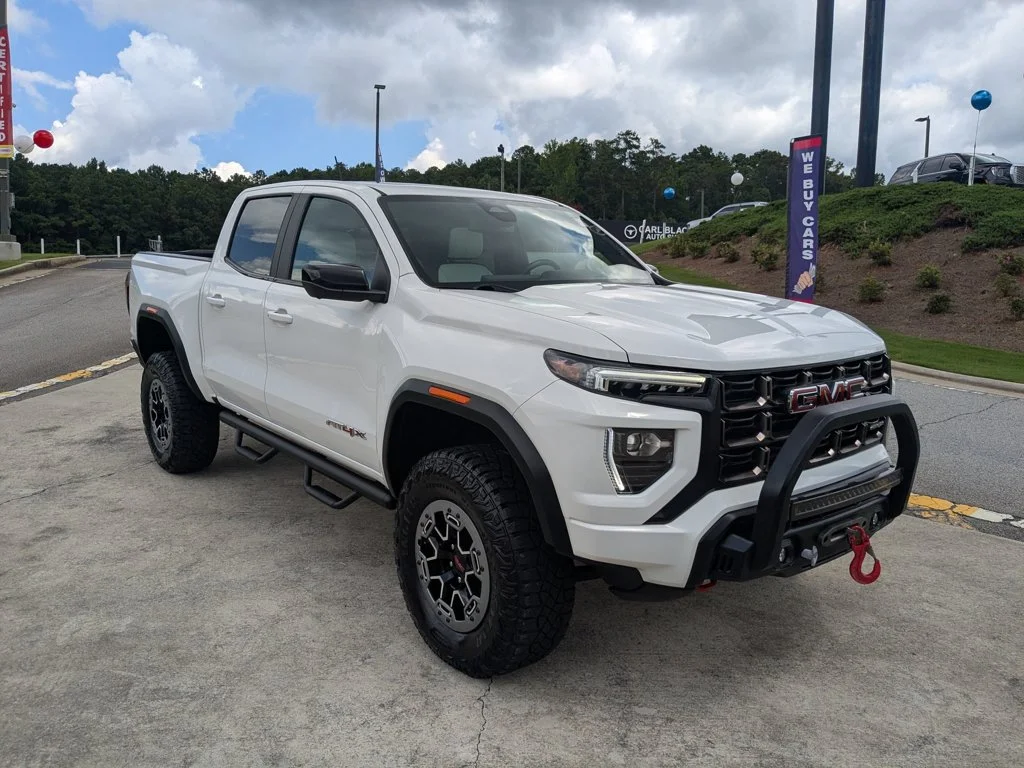 Used 2023 Summit White GMC 4WD AT4X image 3