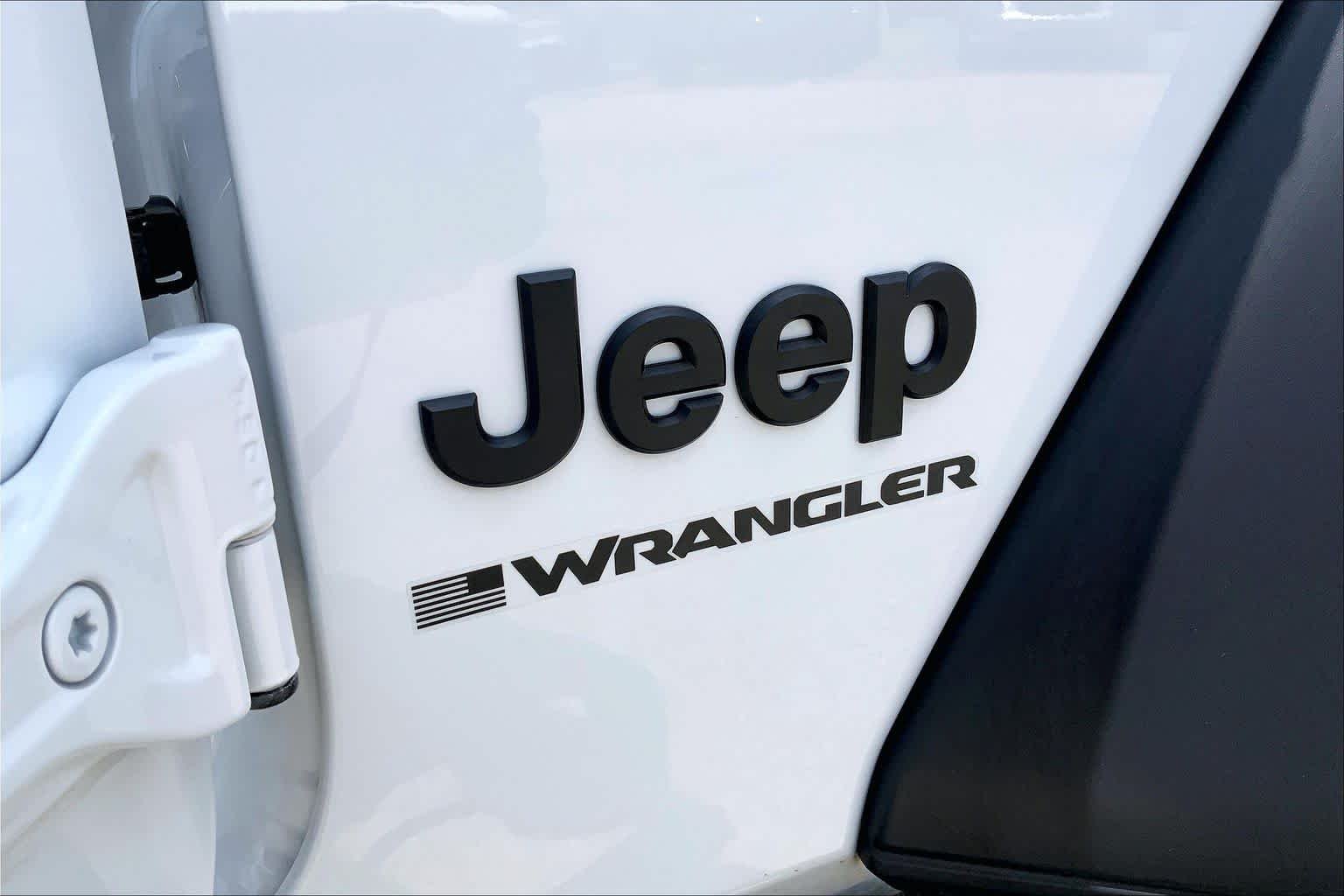 Used 2024 Bright White Clearcoat Jeep Sport image 30