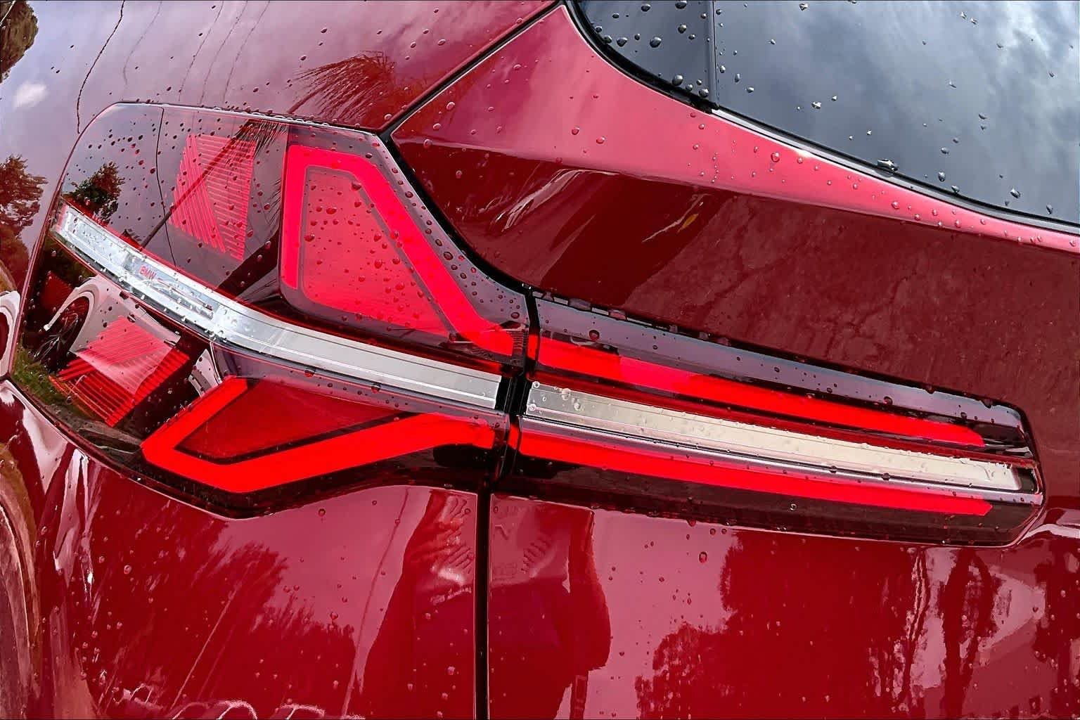 Used 2025 Vegas Red Metallic BMW 30 xDrive image 28