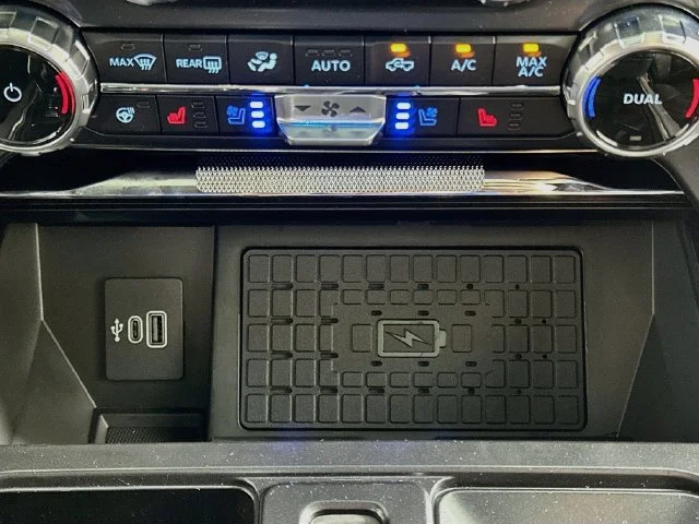 New 2026 Black Ford Platinum image 18