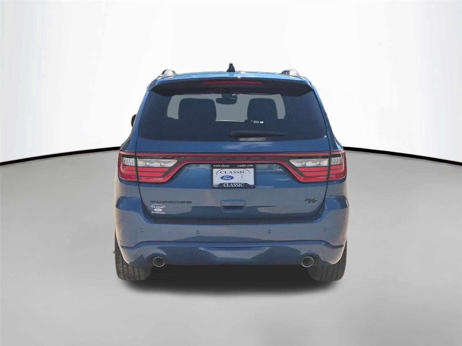 Used 2023 Frostbite Pearlcoat Dodge R/T Plus image 4