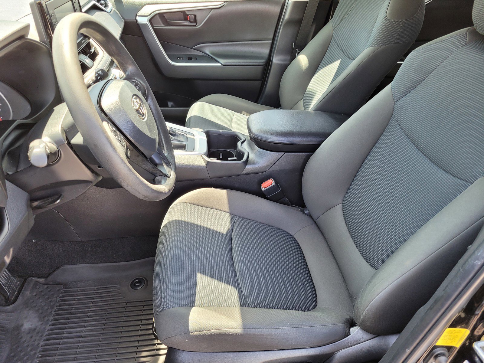 Used 2022  Toyota LE image 15