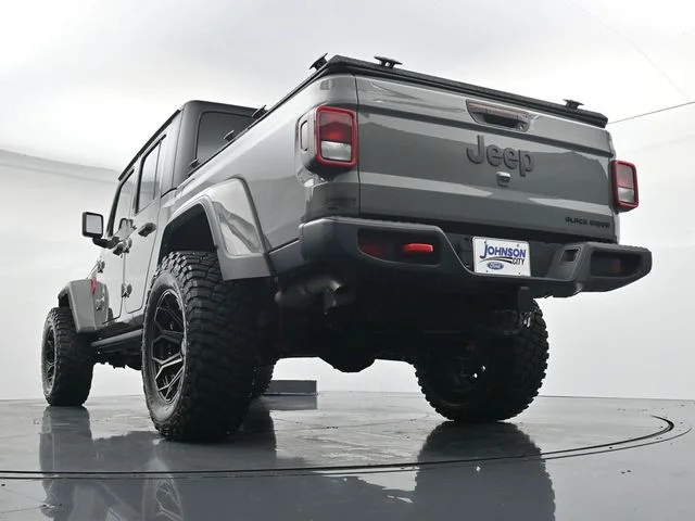 Used 2023 Gray Jeep Sport S image 30