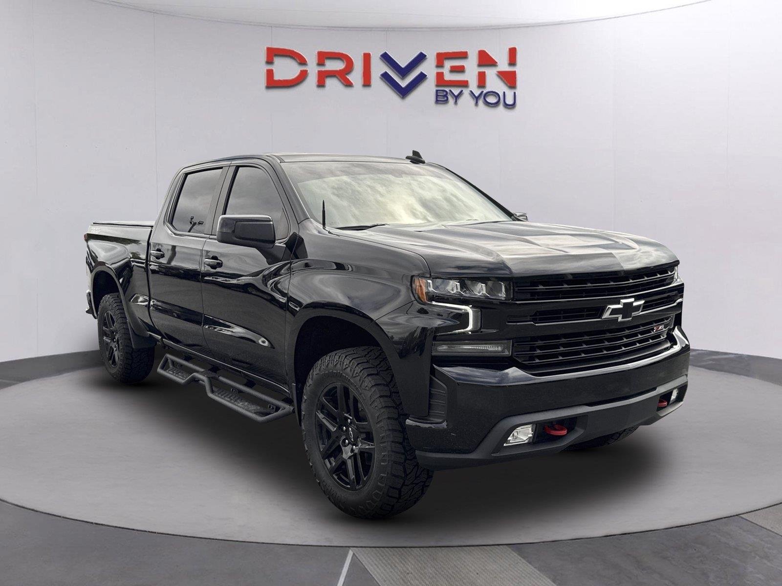 Used 2021 BLACK Chevrolet LT Trail Boss image 1