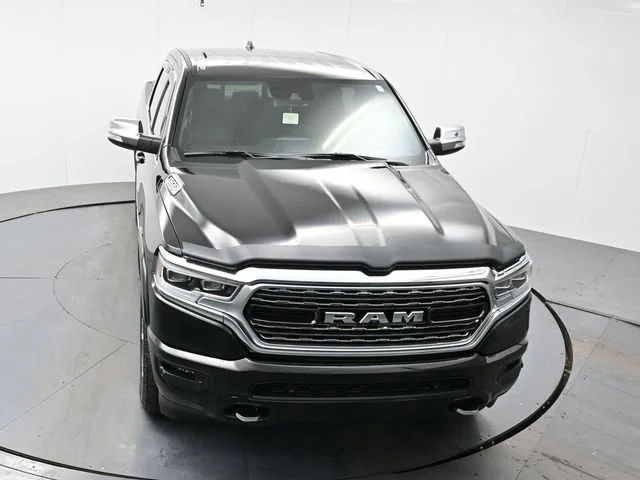 Used 2022 Diamond Black Cry Ram Limited image 31