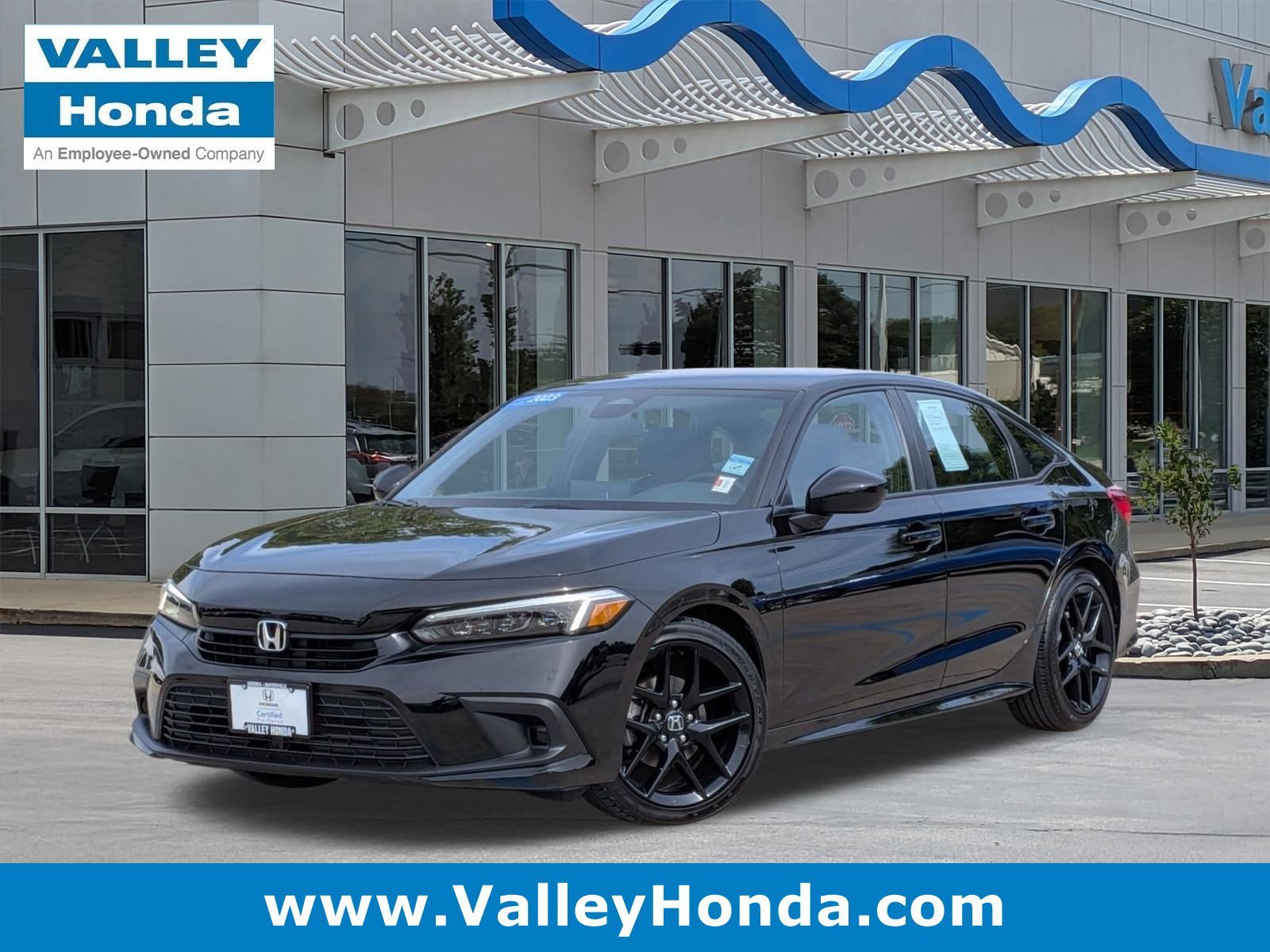 2023 Honda Civic Sport CVT's photo