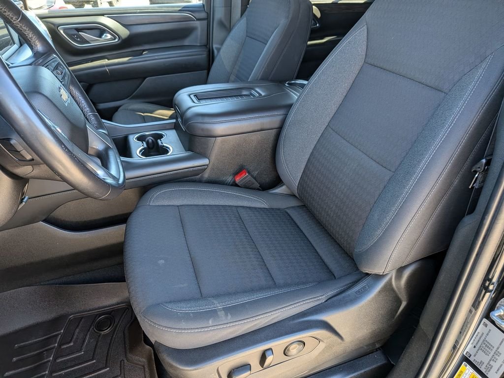 Used 2023 Black Chevrolet LS image 32
