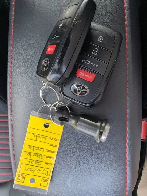 Used 2023 Pearl Toyota XSE image 33