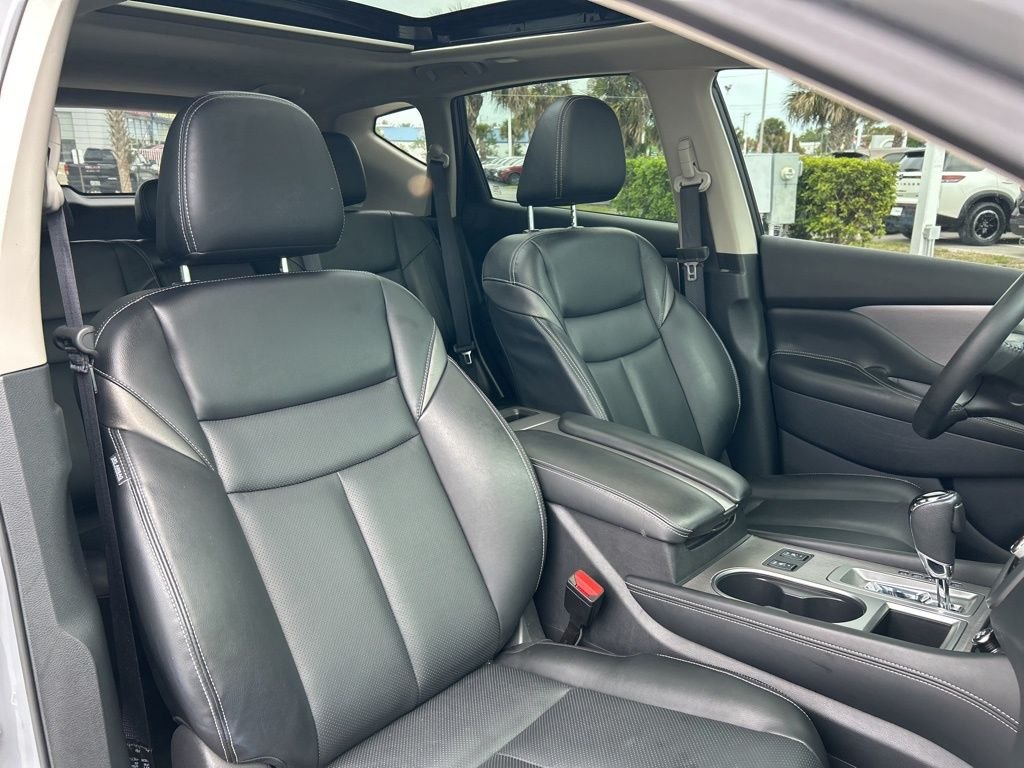 Used 2024 Gray Nissan SL image 46