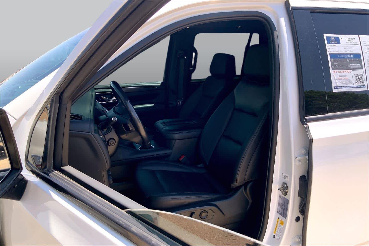 Used 2022 Iridescent Pearl Tricoat Chevrolet Z71 image 8