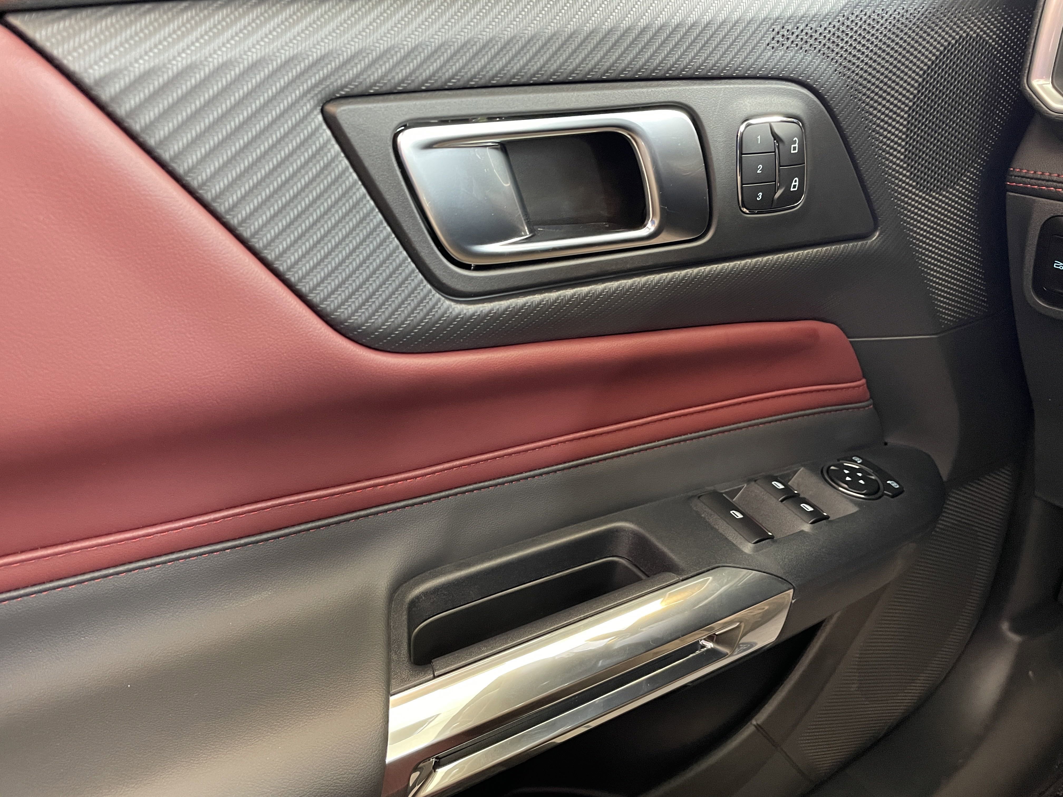 2025 Ford Mustang GT Premium Convertible - Photo 42