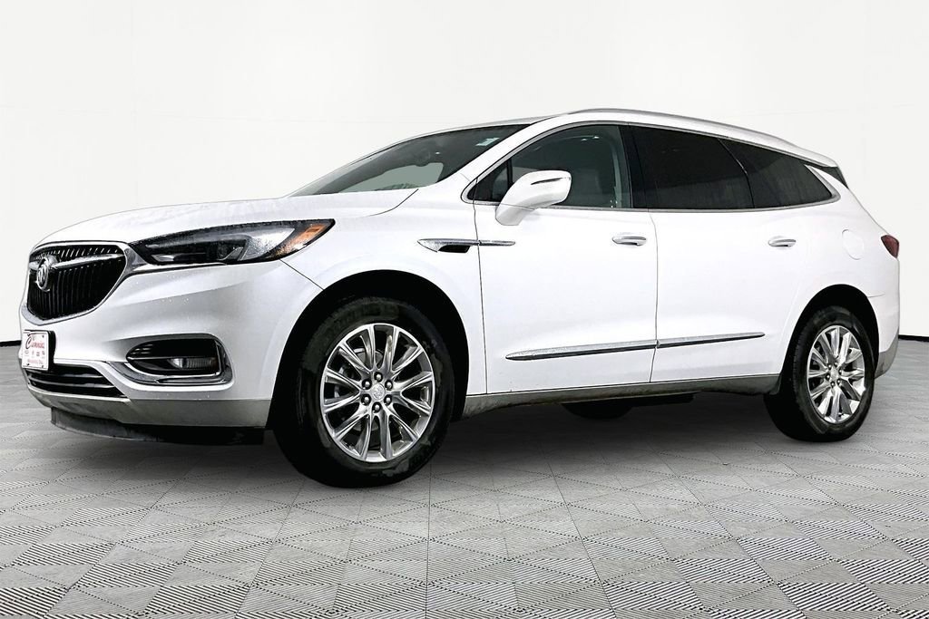 2020 Buick Enclave Essence's photo