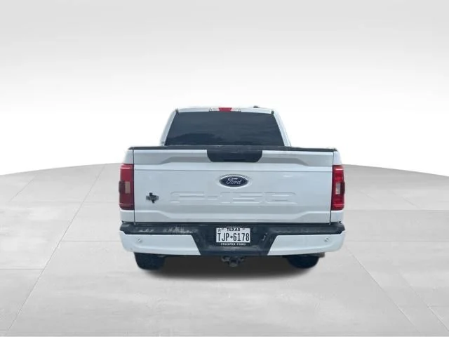 Used 2022 White Ford XLT image 4