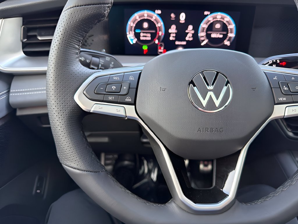 New 2026 Deep Black Pearl Volkswagen SE R-Line Black image 14