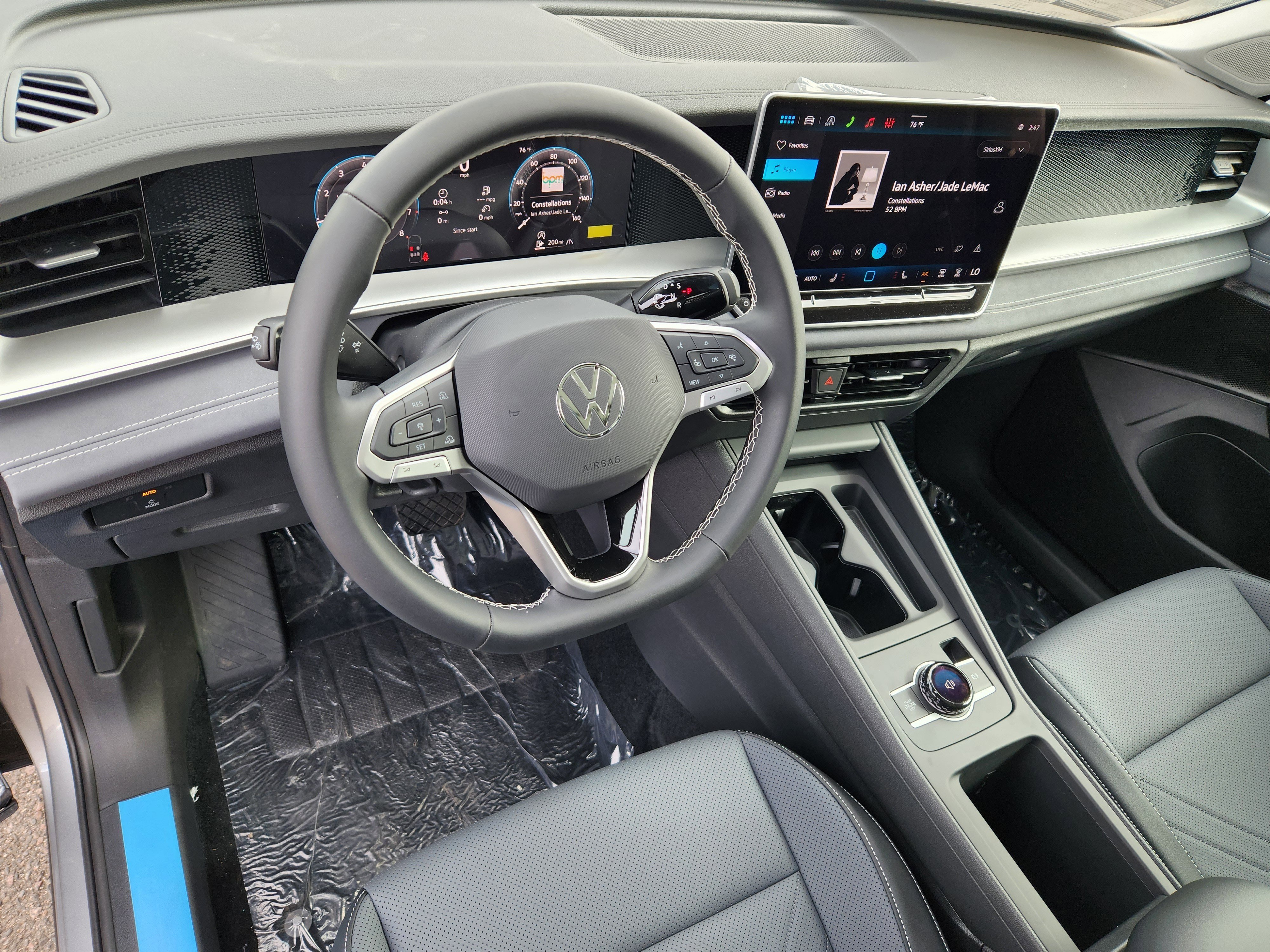 New 2026 Silver Volkswagen 2.0T SE image 9