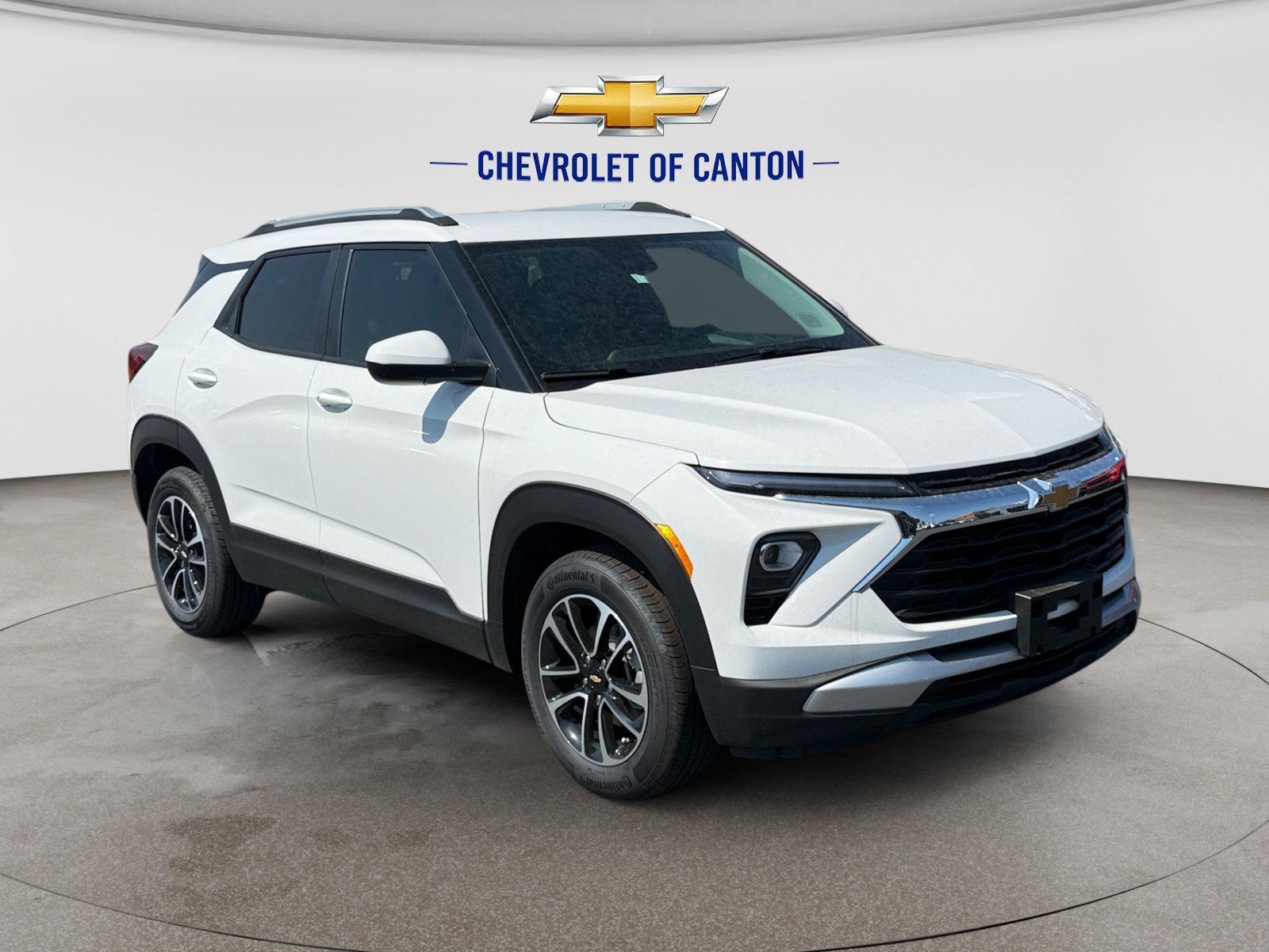 New 2026 Summit White Chevrolet LT image 3