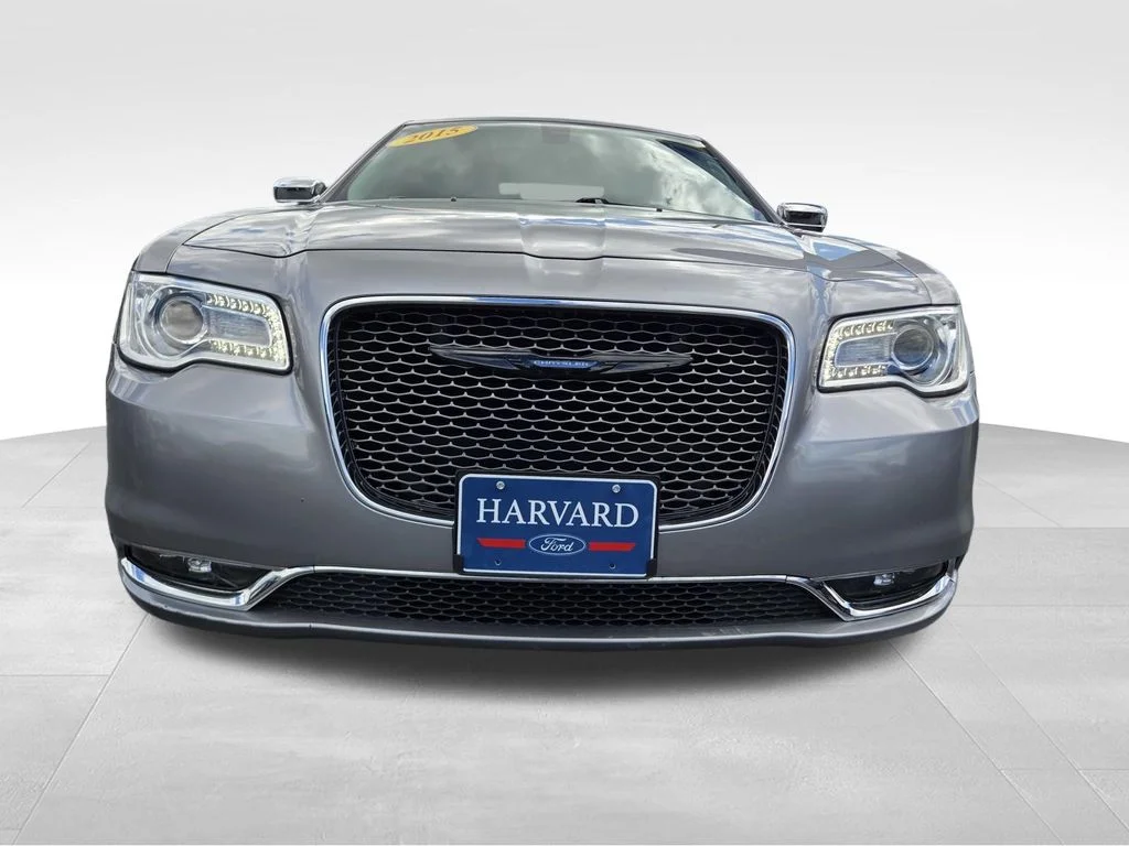 Used 2015 Billet Silver Metallic Clearcoat Chrysler C image 44
