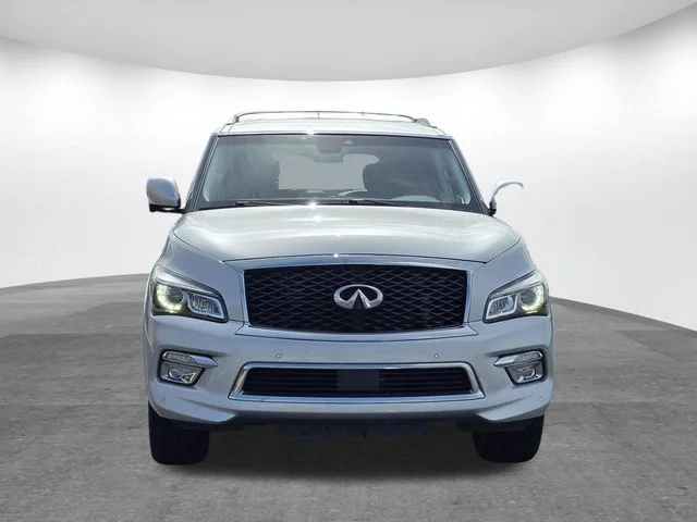 Used 2017 Liquid Platinum INFINITI THEATER PACKAGE image 2
