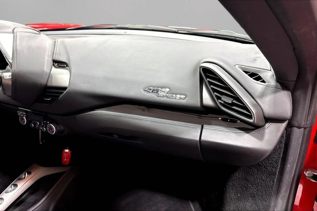 Used 2018 Rosso Corsa Ferrari  image 20